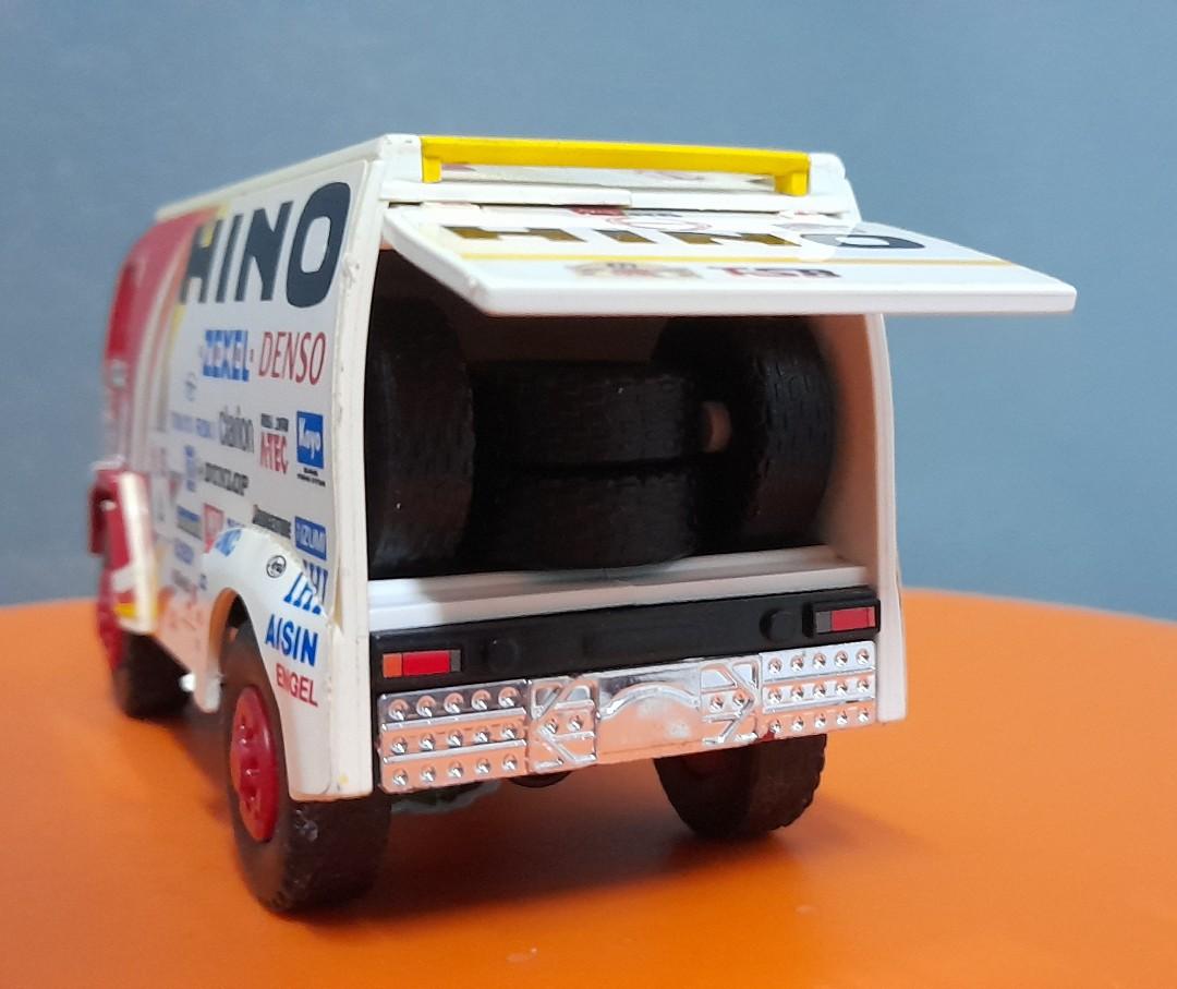1/43 Epoch Hino Rising Ranger FT, Hobbies & Toys, Toys