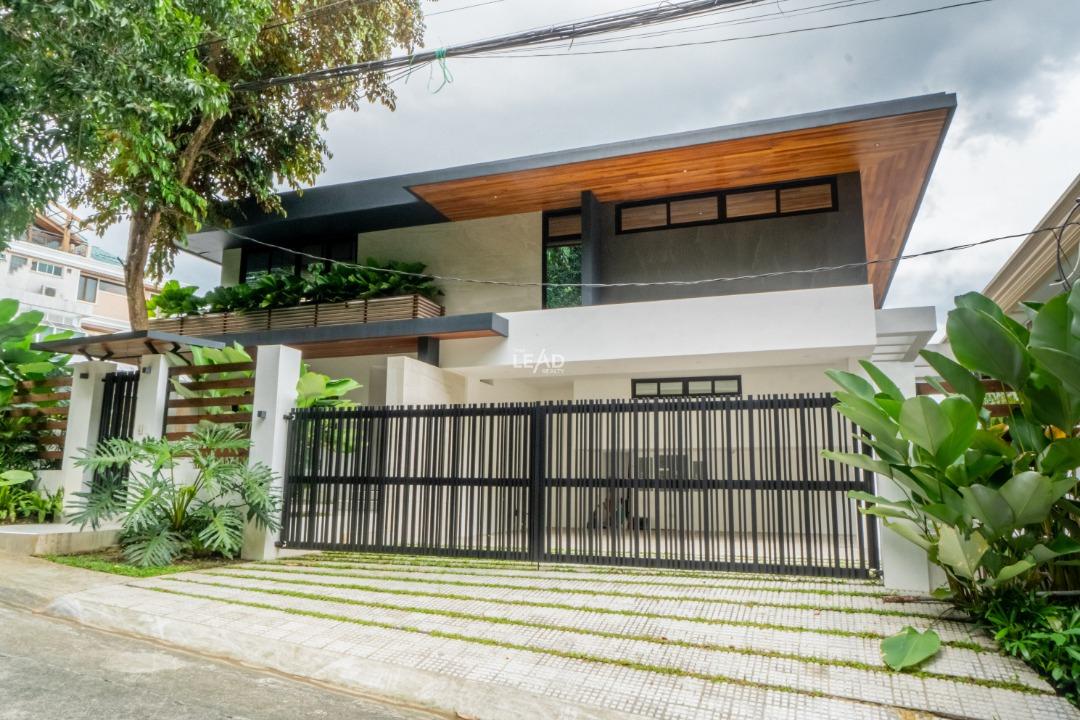 House and lot for sale Ayala Heights house for sale Qc Tivoli Royale