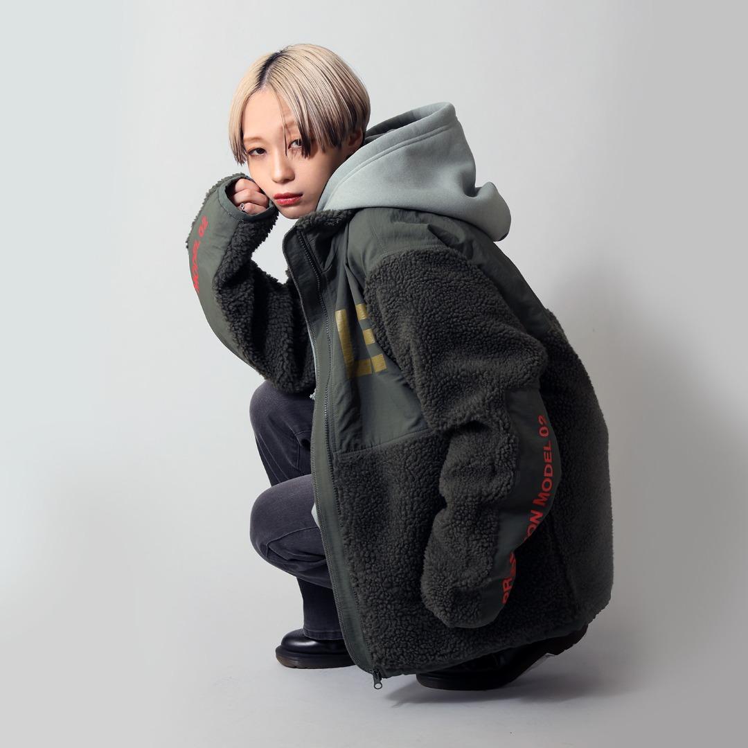 日本代購預訂RADIO EVA EVANGELION BOA JACKET β OLIVE EVA-02 2號機新