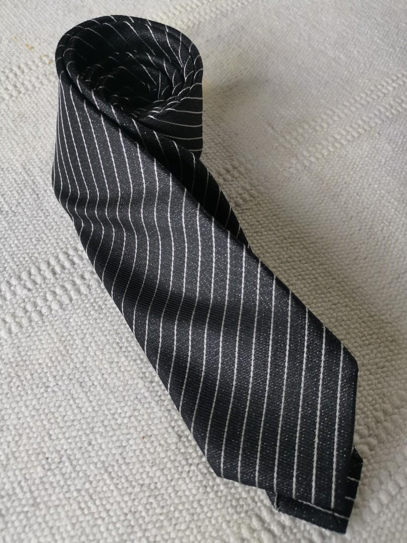 aquascutum silk tie