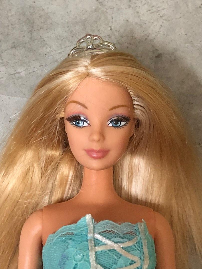 Barbie doll with real eyelashes outlet