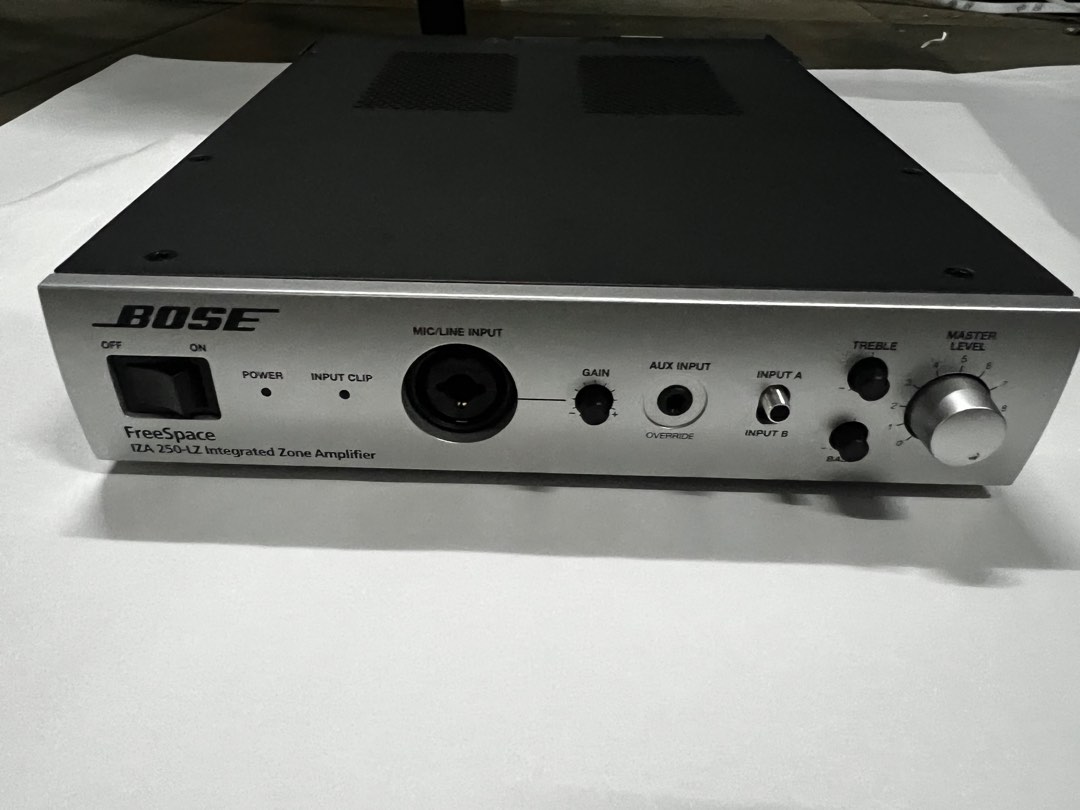 Bose FreeSpace IZA250-LZ integrated zone amplifier コンパクト