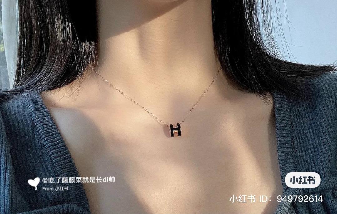 Hermes mini h pop necklace deals