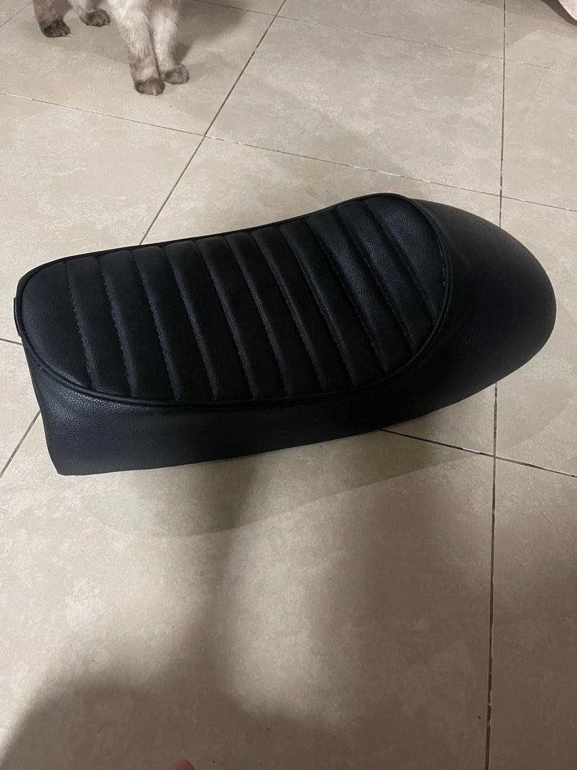 Cafe racer seat, Car Accessories, Accessories on Carousell