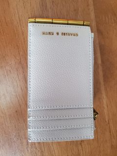 （分類：）位於 。 由 bbeechan 提交（商品編號 1188801978，圖片 1）。簡介： 。