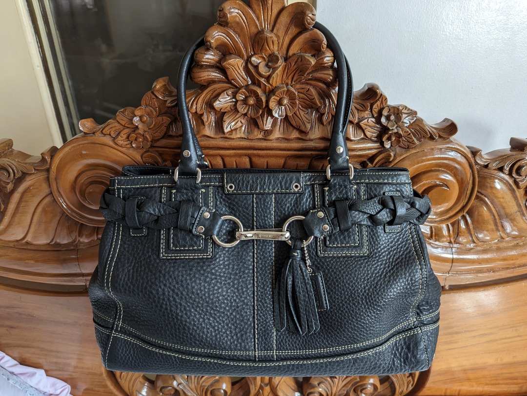 Coach Leather Bag Authentic, Women's Fashion, Bags & Wallets, Shoulder