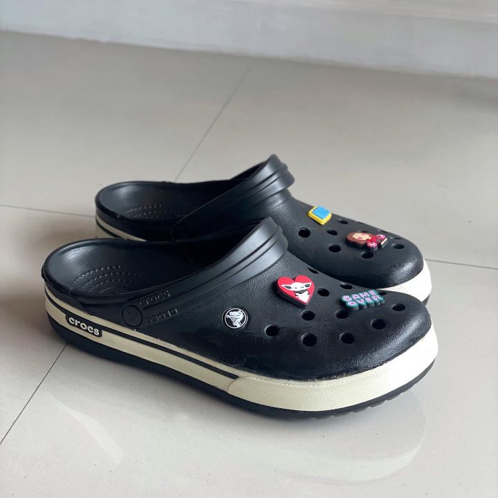 Crocs Crocband, Men's Fashion, Footwear, Slippers & Slides on Carousell