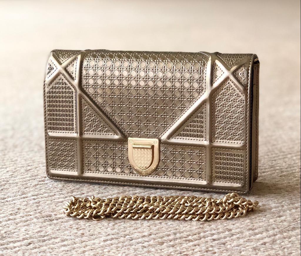 Diorama micro cannage gold WOC long chain dustbag