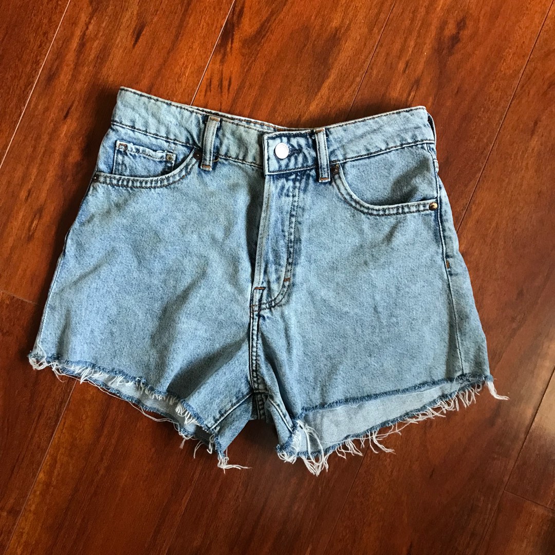 H&M highwaist denim shorts, Women's Fashion, Bottoms, Shorts on Carousell
