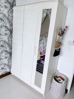 (Category: ) located in . Submitted by dropbuy (Listing ID 1188837987, Image 1). Description: .