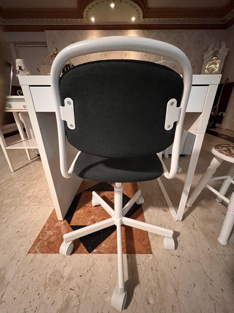 Ikea computer table and chairs, Furniture & Home Living, Furniture