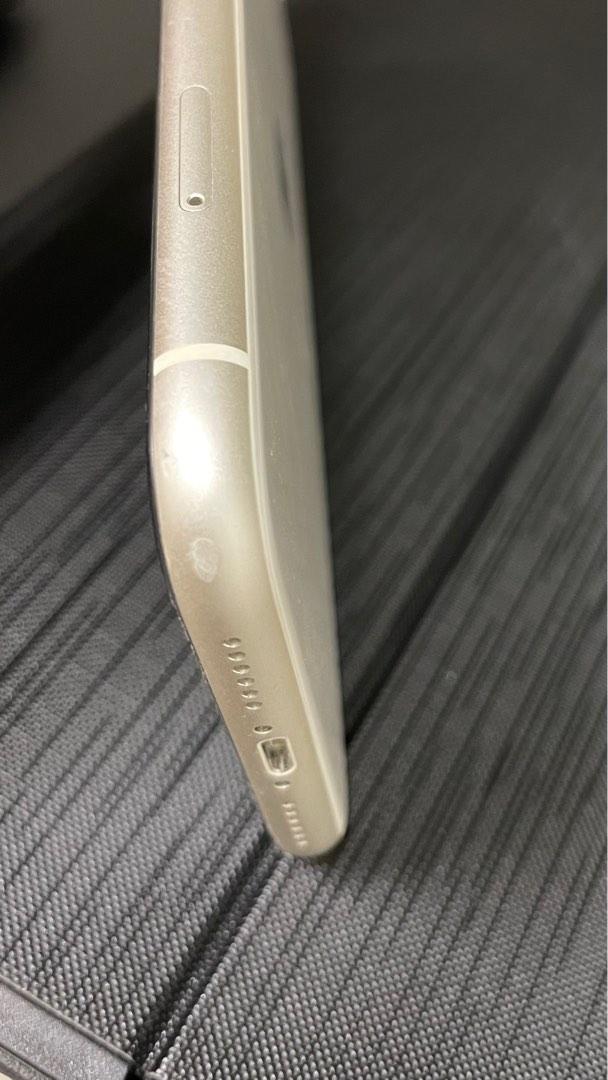 iPhone 11 128GB White (screen repaired), Mobile Phones & Gadgets