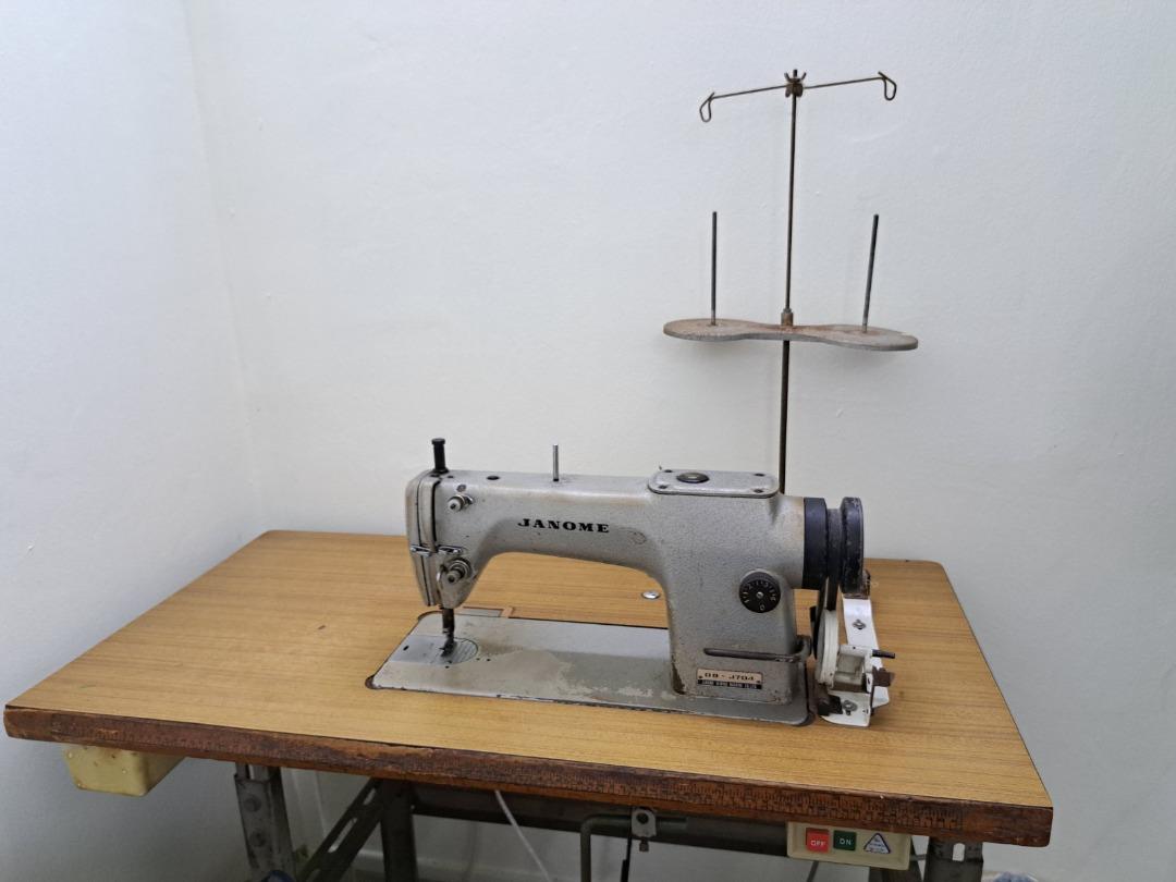 Janome Industrial sewing machine lockstitch DBJ704, TV & Home