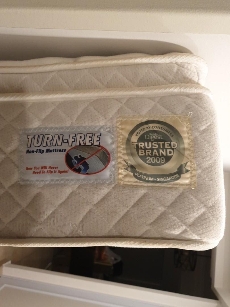 King Koil Queen Size Mattress with 100 latex topper, Furniture & Home