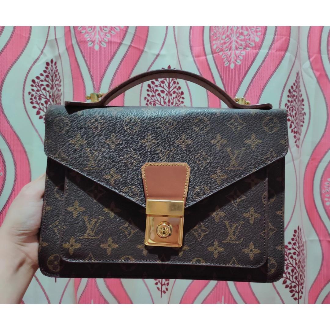 Louis Vuitton Bag with lock and key (Vintage LV), Women's Fashion