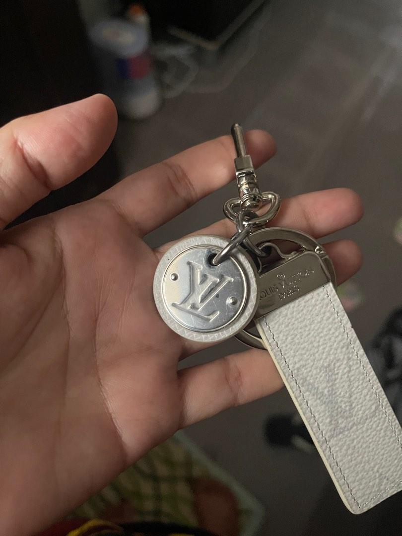 Unboxing NEO LV CLUB BAG CHARM AND KEY HOLDER