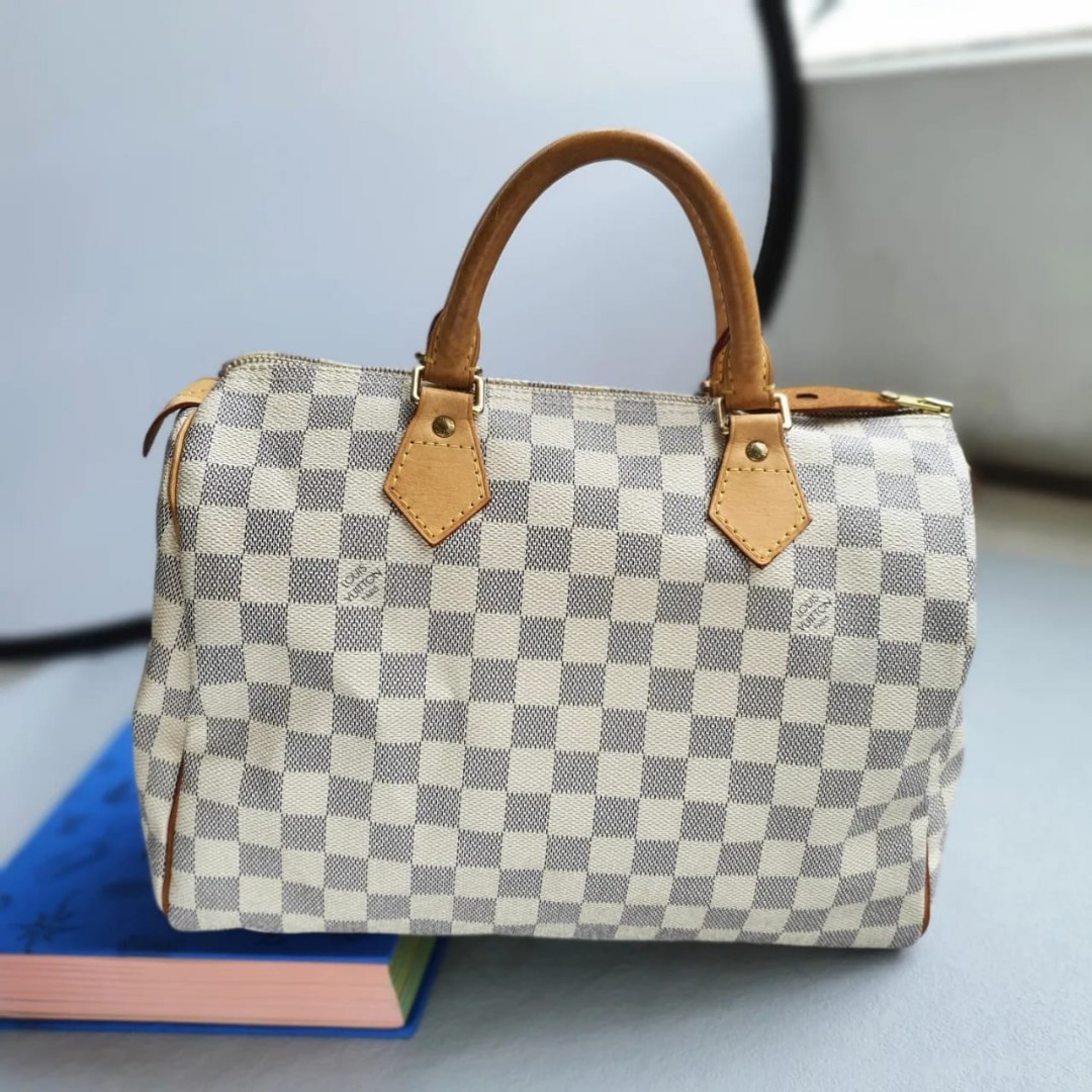 Louis Vuitton Speedy Medium, Luxury, Bags & Wallets on Carousell