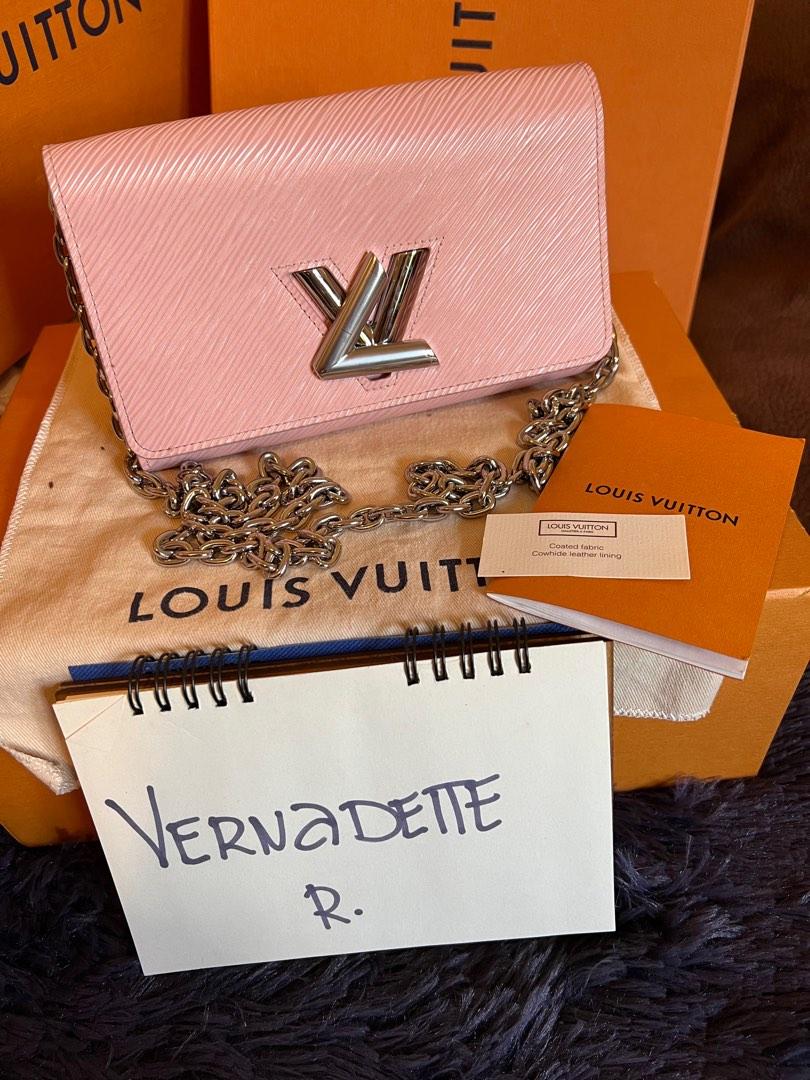 LOUIS VUITTON ROSE BALLERINE EPI TWIST BELT CHAIN WALLET, Luxury, Bags &  Wallets on Carousell