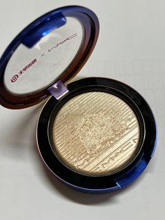 （分類：）位於 。 由 makee__ 提交（商品編號 1188941909，圖片 1）。簡介： 。