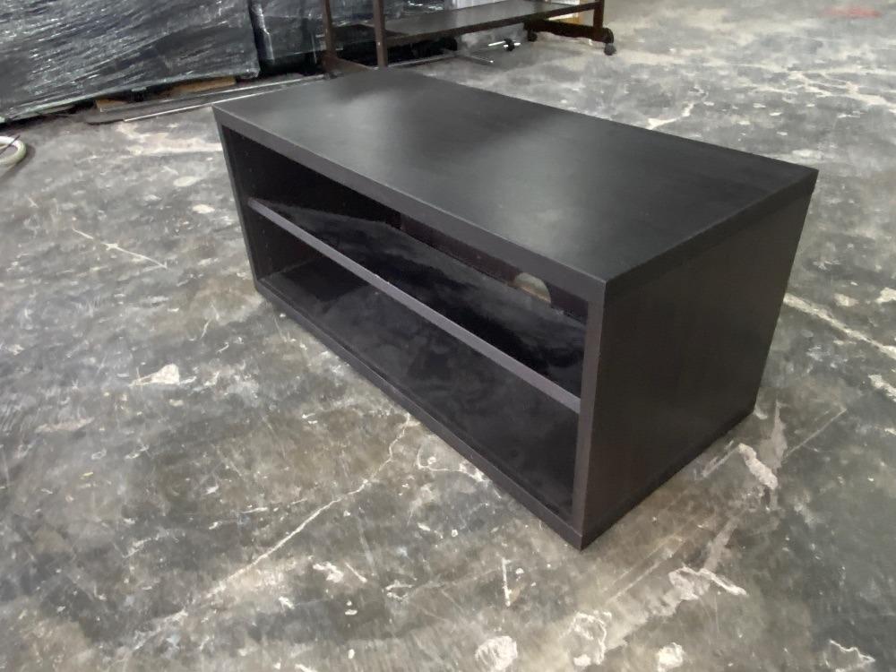 Minimalist Design TV Bench Black Colour / Bangku TV Rekaan Minimalis ...
