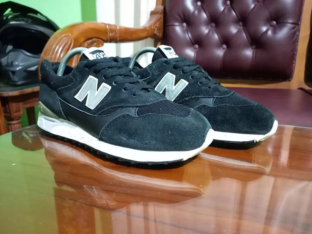 NEW BALANCE 496