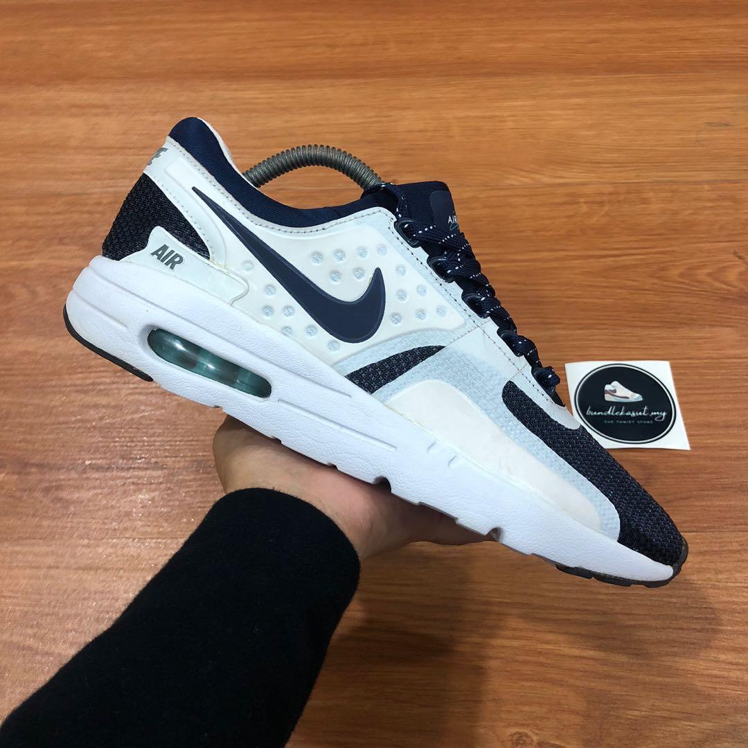 Nike airmax zero qs 7.5uk Men s Fashion Footwear Sneakers on
