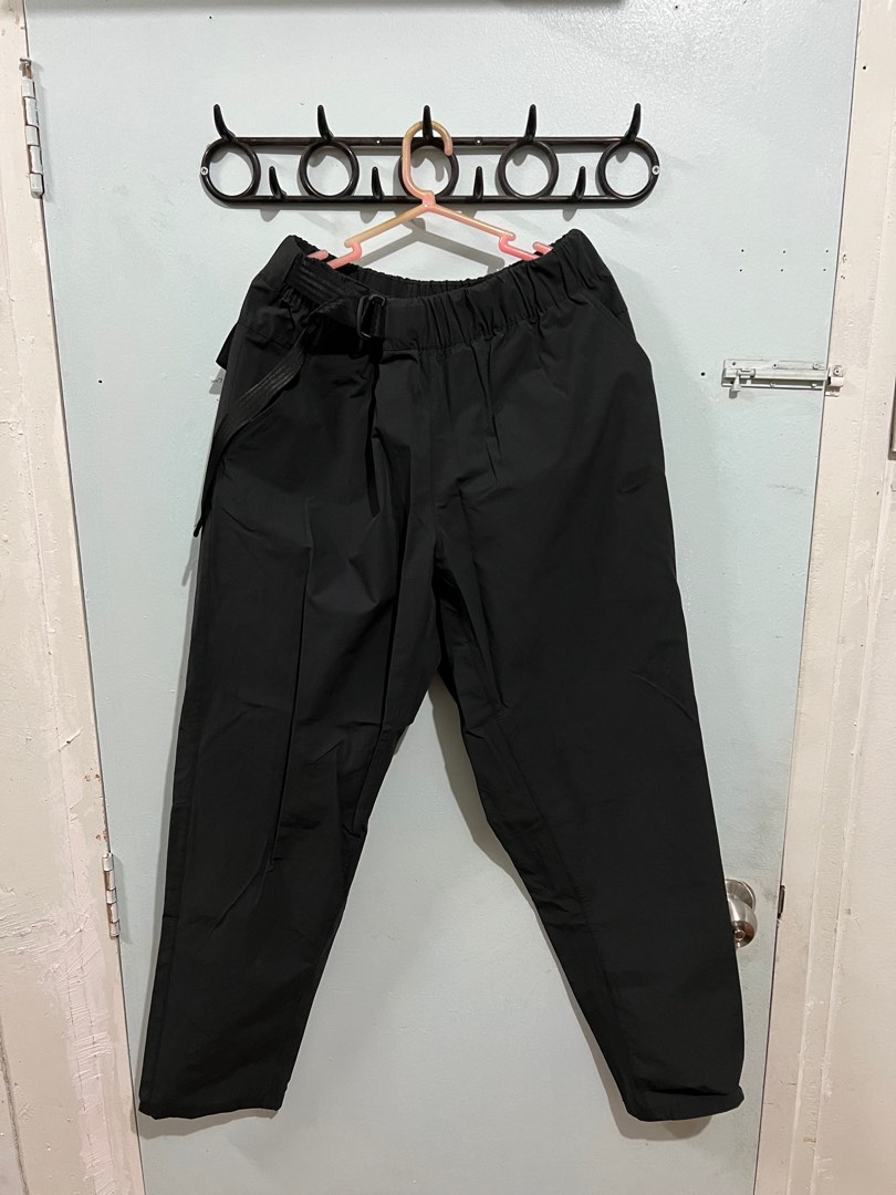 nike men's premium essential woven pants