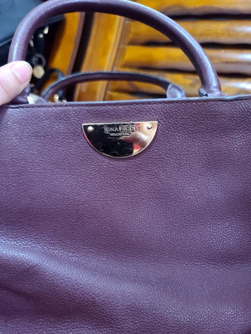 nina ricci two way bag (Category: Cross-body Bags) located in Batangas. Submitted by nlmdbagelyas (Listing ID 1188848125, Image 2). Description: no major flaws minor signs of used only.