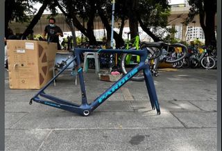 （分類：）位於 。 由 _hey_yo_ 提交（商品編號 1188882853，圖片 1）。簡介： 。