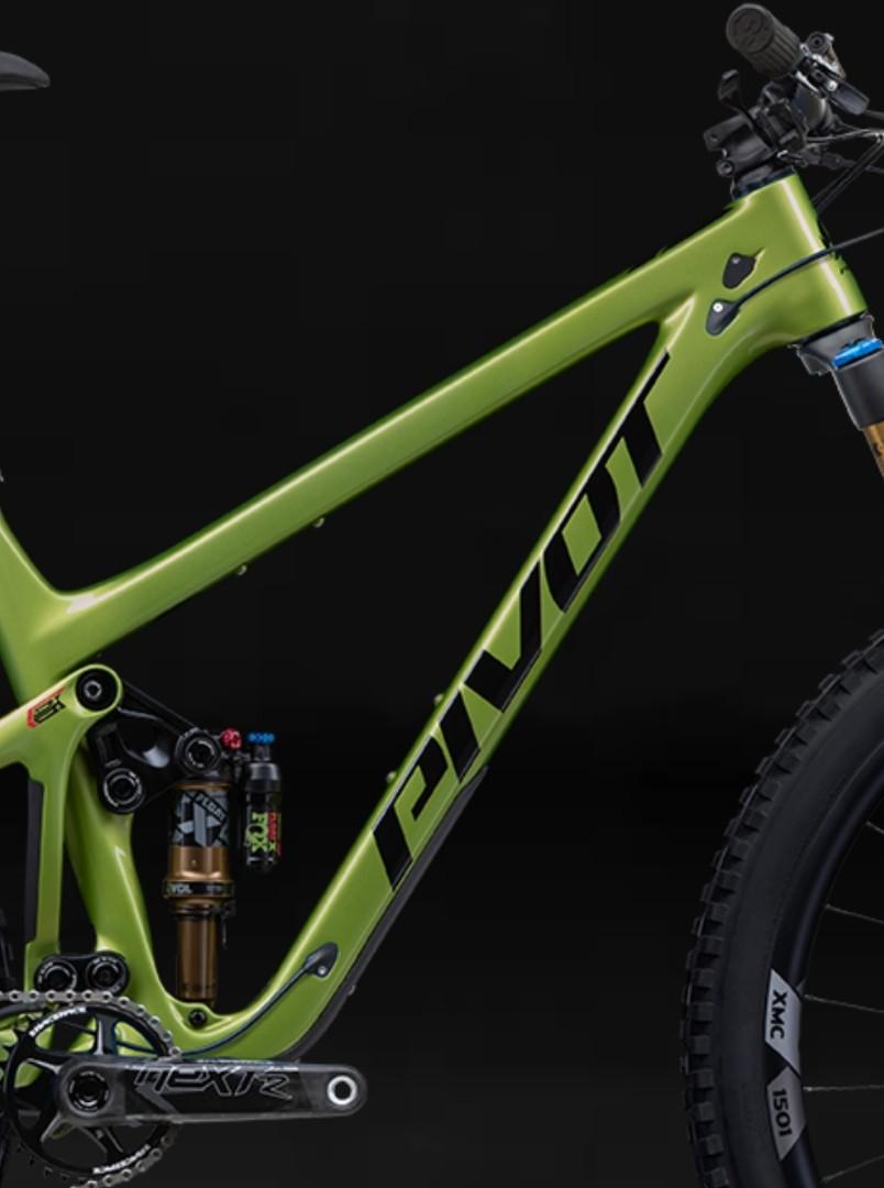 Pivot switchblade 2022 carbon frameset Sports Equipment Bicycles