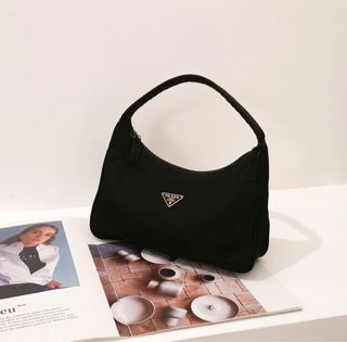 （分類：）位於 。 由 thepoodles 提交（商品編號 1188843763，圖片 1）。簡介： 。
