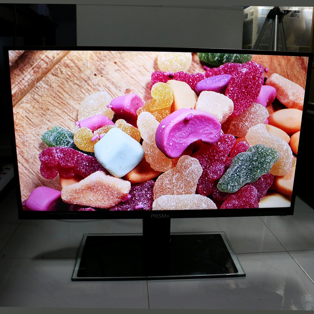 PRISM 32" E32 HD Smart TV With Stand & Remote Control Warranty Apr 2023