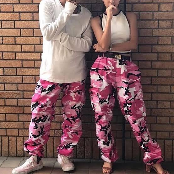 Camo cargo pants pink on sale