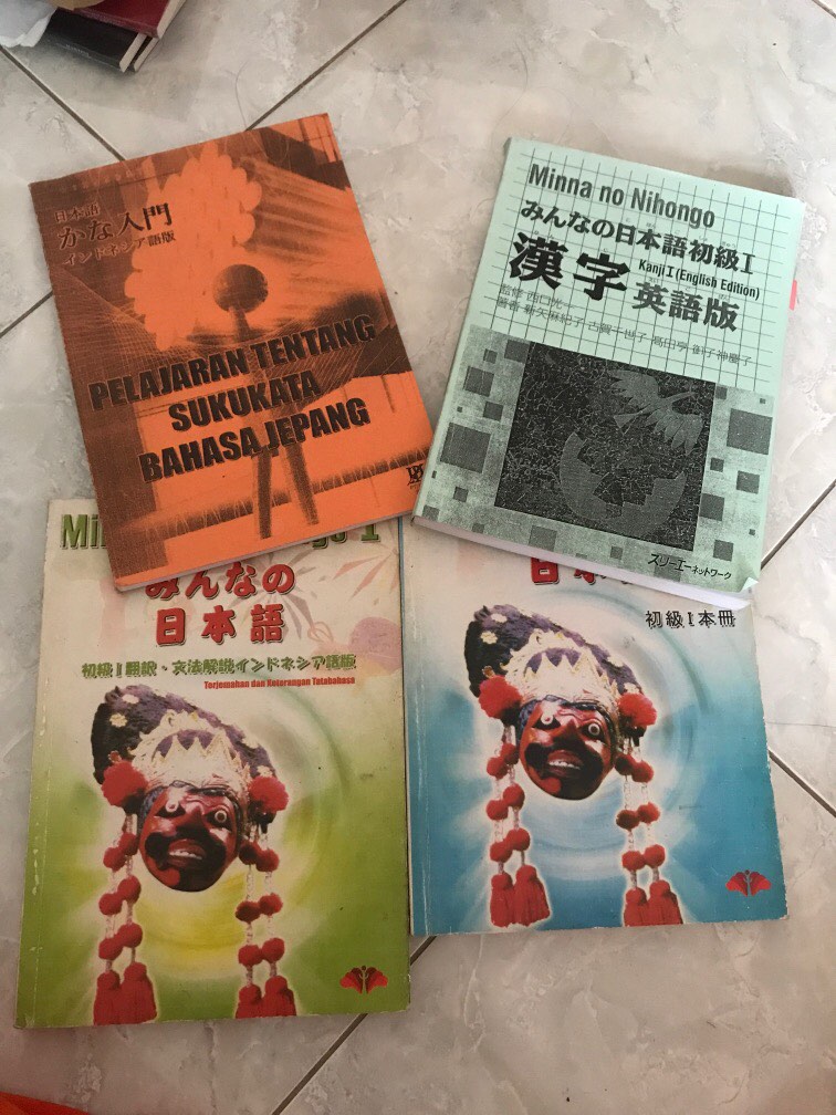 Satu Paket Minna No Nihongo 1 Buku Alat Tulis Buku Pelajaran Di Carousell Satu Paket Minna No Nihongo 1 Buku Alat Tulis Buku Pelajaran Di Carousell