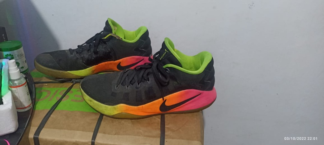 sepatu hyperdunk