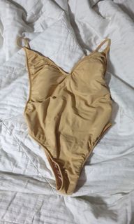 (Category: ) located in . Submitted by nineties.rack (Listing ID 1188931807, Image 1). Description: .