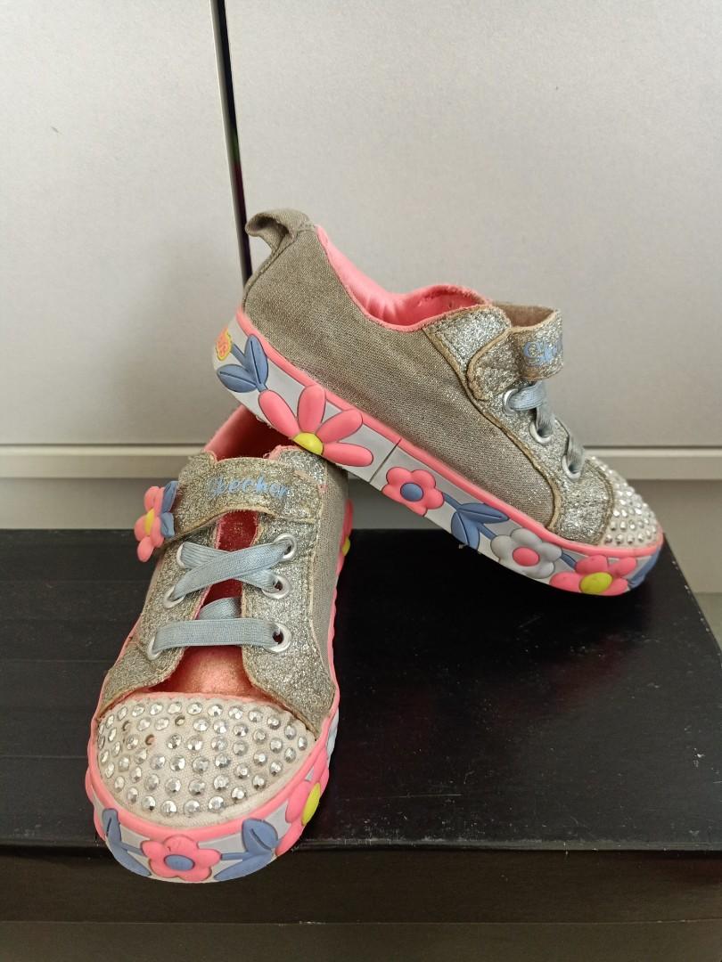 Skechers twinkle toes flowers store