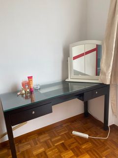 (Category: ) located in . Submitted by rummagemyroom (Listing ID 1188853788, Image 1). Description: .