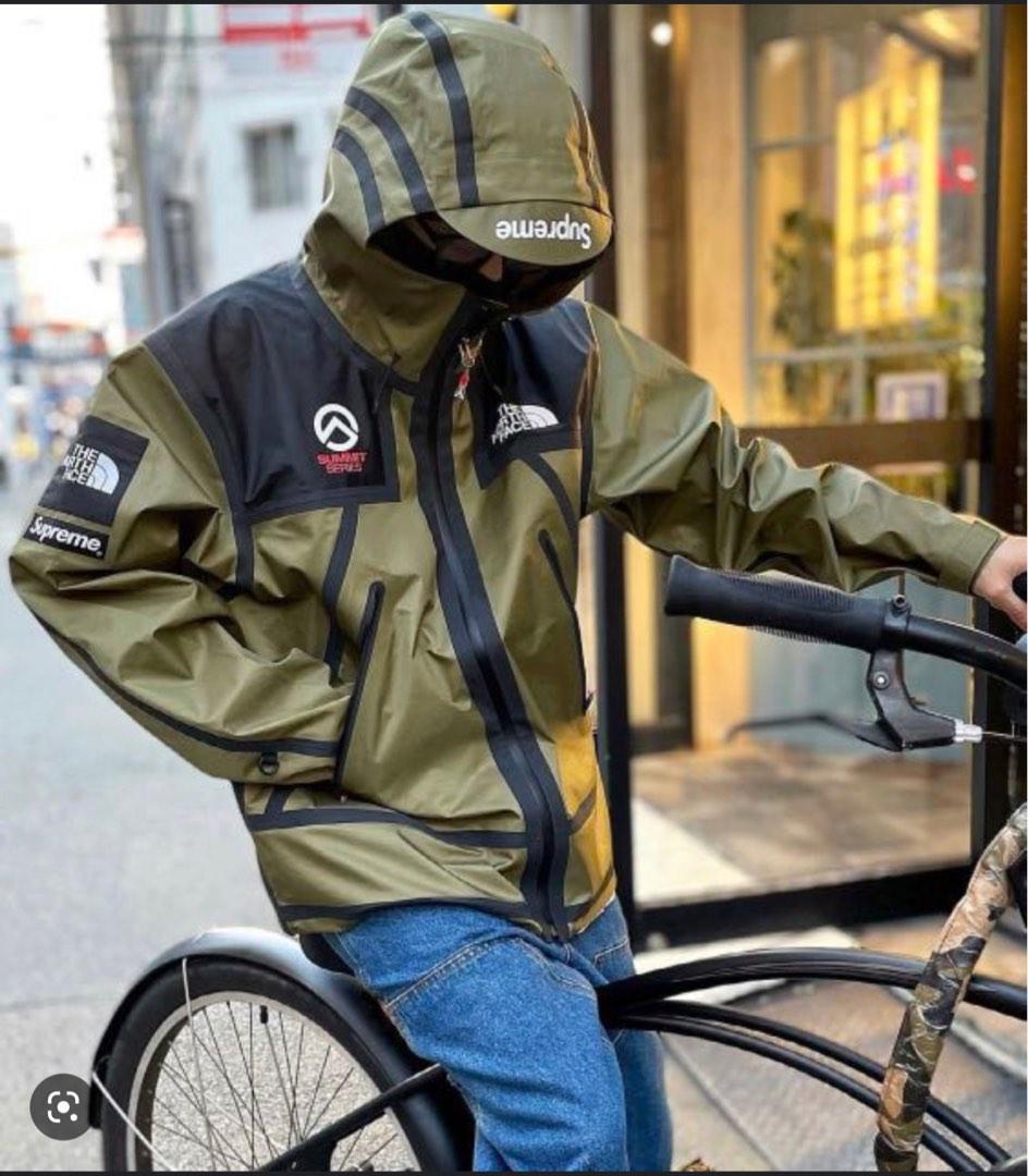Supreme The North Face Summit Series Outer Tape Seam Jacket L碼