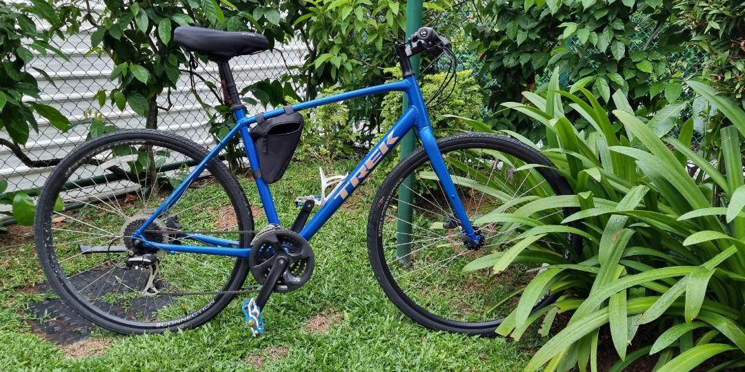 Trek FX 2 Size L Sports Equipment Bicycles Parts Bicycles