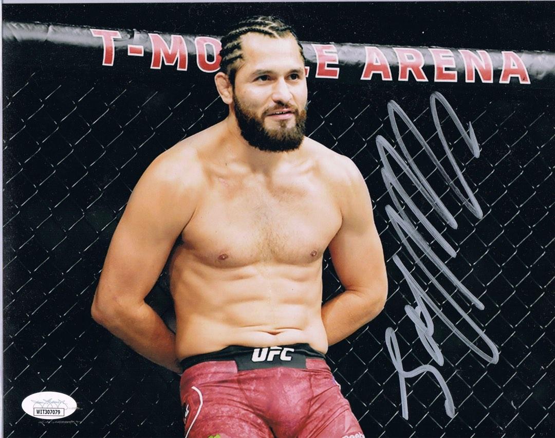 UFC JORGE MASVIDAL AUTOGRAPHED 8x10 PSA (Category: Activewear) located in Makati City. Submitted by llukeph (Listing ID 1188874686, Image 1). Description: FULLY AUTHENTICATED COMES WITH SLEEVE.