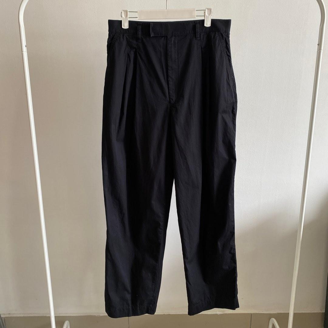 Uniqlo Women Sweat Pants in Black, M, Women's Fashion, Bottoms, Jeans &  Leggings on Carousell