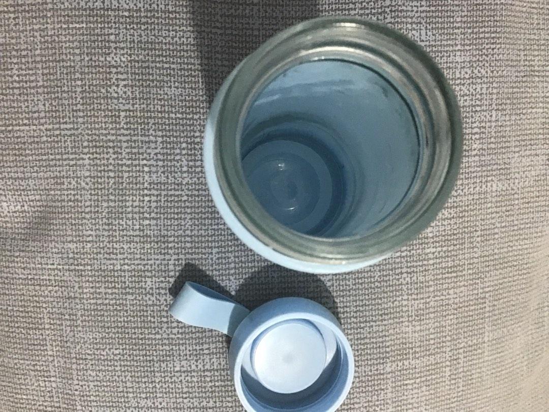 Vaccum Flask Nice (Category: Water Bottles & Tumblers) located in Muntinlupa City. Submitted by shopwithme.mnl (Listing ID 1188914779, Image 2). Description: Vaccum nice flask Never been used Brand new condition Manila area Pm for more details and poctures..