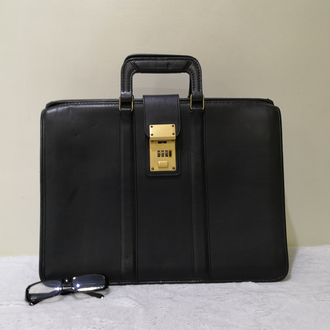 Vintage Coach Unisex Leather Combination Lock Large Briefcase/Doctors