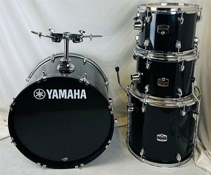 Yamaha Drums Set, Hobbies & Toys, Music & Media, Musical Instruments on