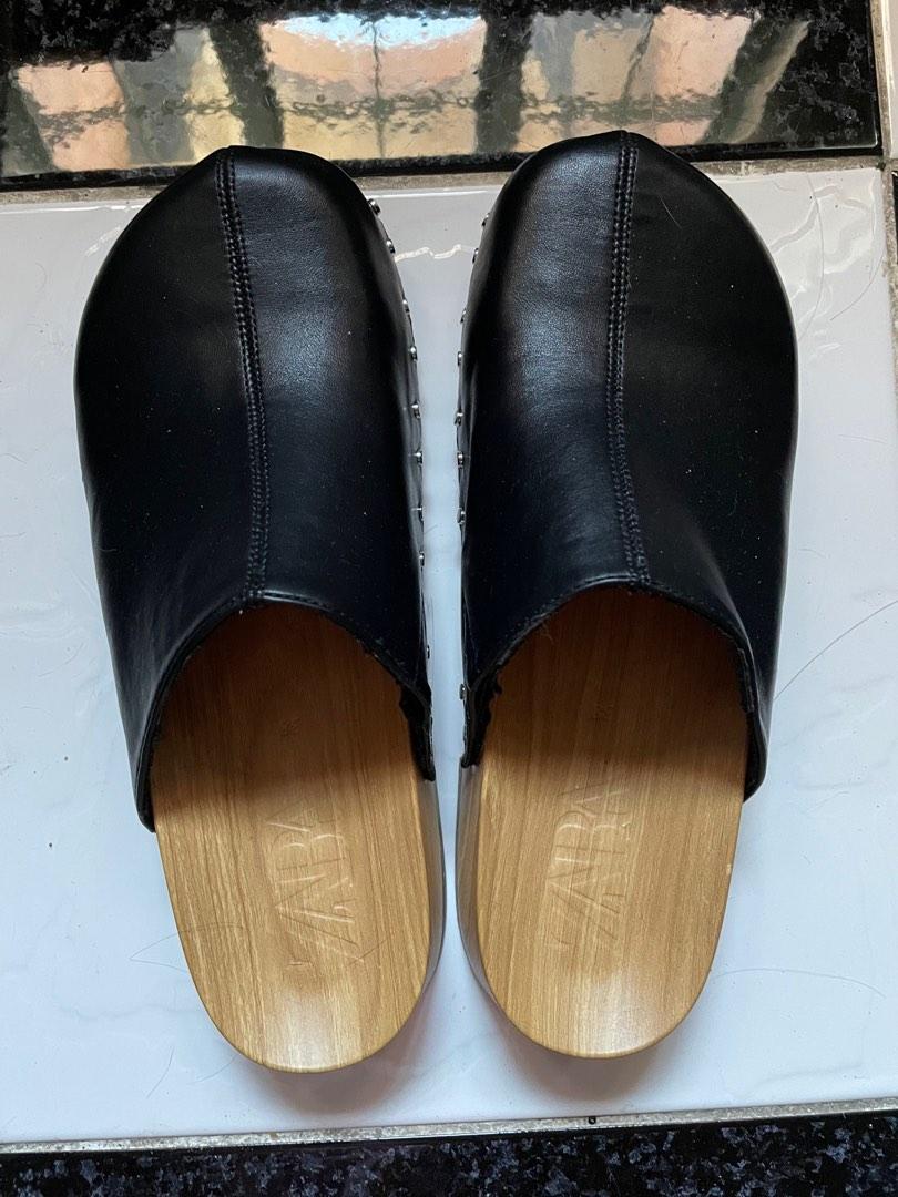 Zara Clogs, Women's Fashion, Footwear, Loafers on Carousell