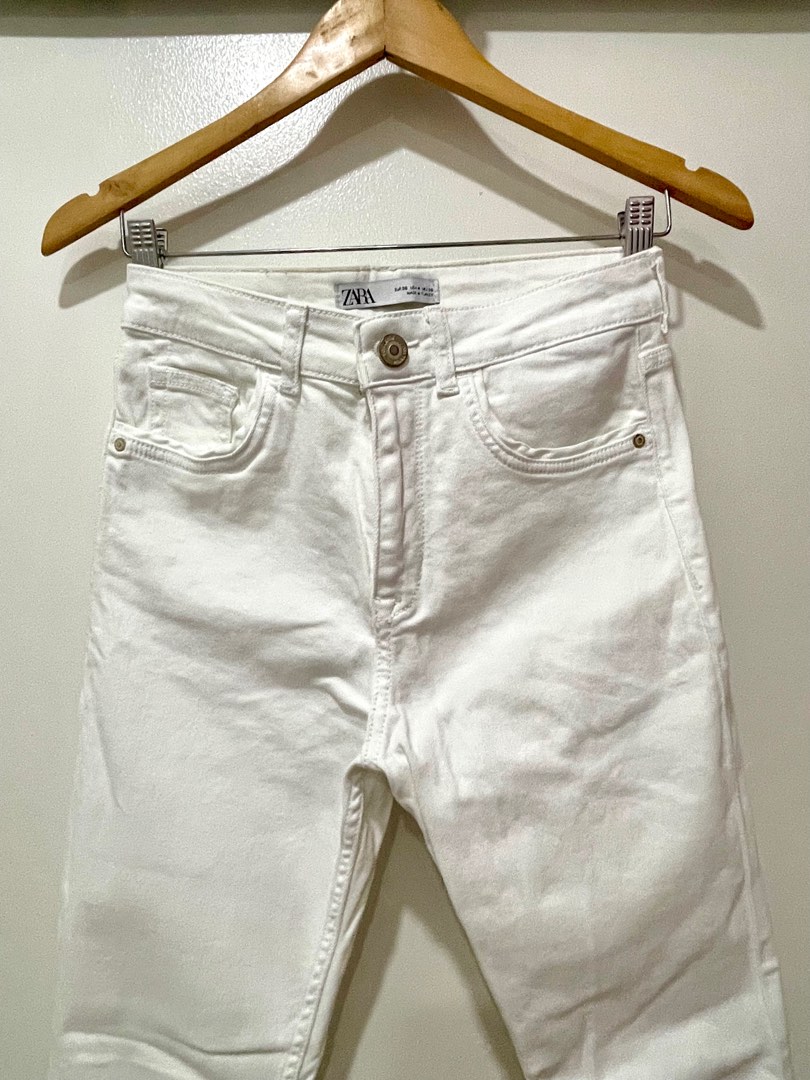 Zara white denim jeans, Women's Fashion, Bottoms, Jeans on Carousell