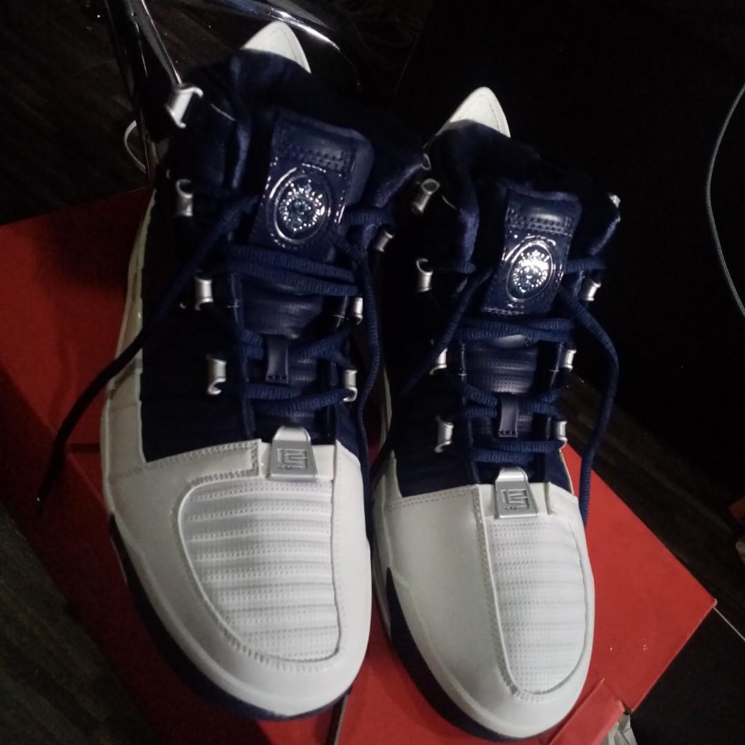 Lebron 3s for top sale
