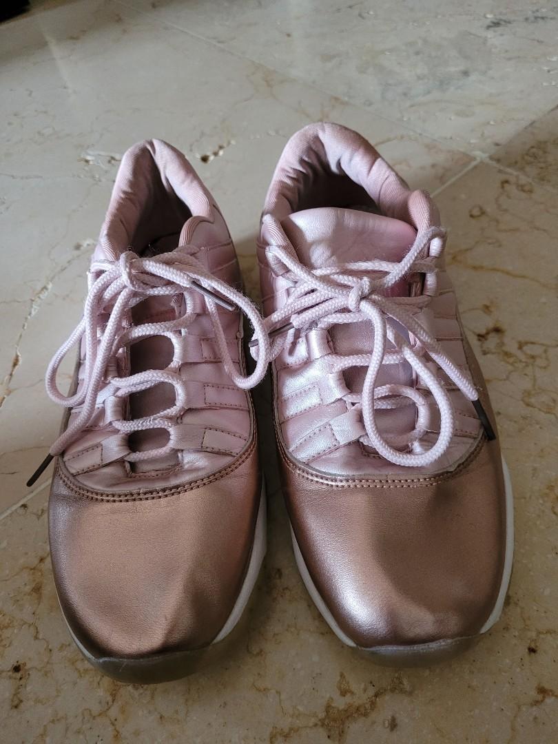 Jordan 11 rose gold new arrivals