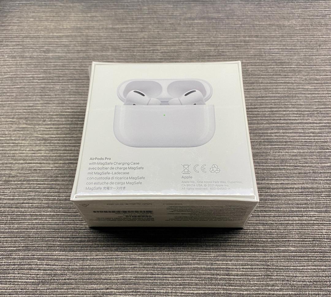 Apple Airpods Pro With Magsafe Charging Case (MLWK3AM/A), Audio